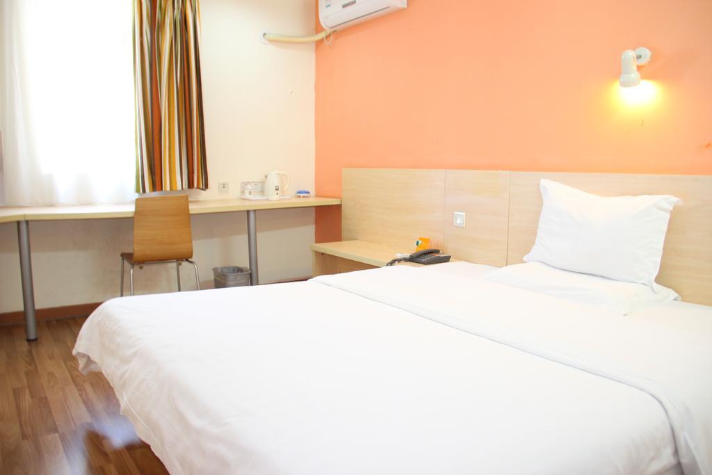 7Days Inn Mei Zhou Bin Fang Avenue Мейджоу Екстериор снимка