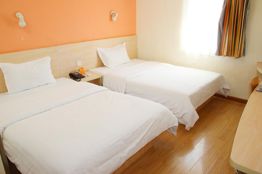 7Days Inn Mei Zhou Bin Fang Avenue Мейджоу Екстериор снимка